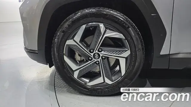 Hyundai The New Tucson 2022 — Фото 5/20