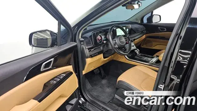 Kia Carnival 2021 — Фото 10/20