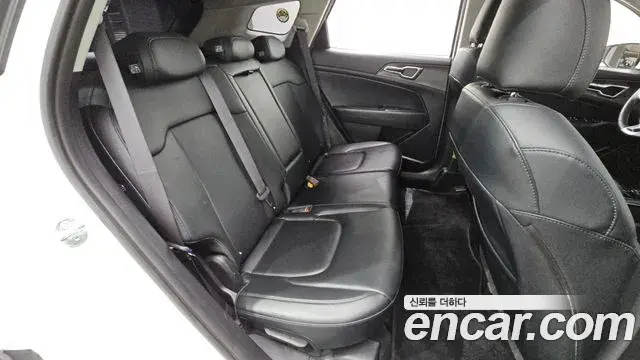 Kia Sportage 2022 — Фото 11/20