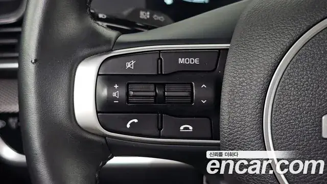 Kia Sportage 2022 — Фото 18/20