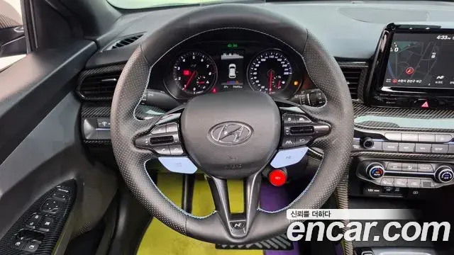 Hyundai Veloster 2020 — Фото 13/20