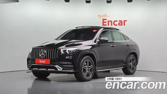 Mercedes-Benz GLE-Class 2021 — Фото 1/20