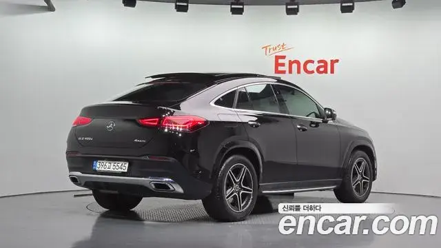 Mercedes-Benz GLE-Class 2021 — Фото 2/20
