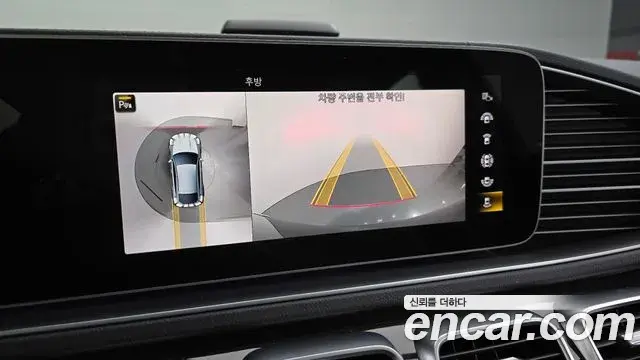 Mercedes-Benz GLE-Class 2021 — Фото 14/20