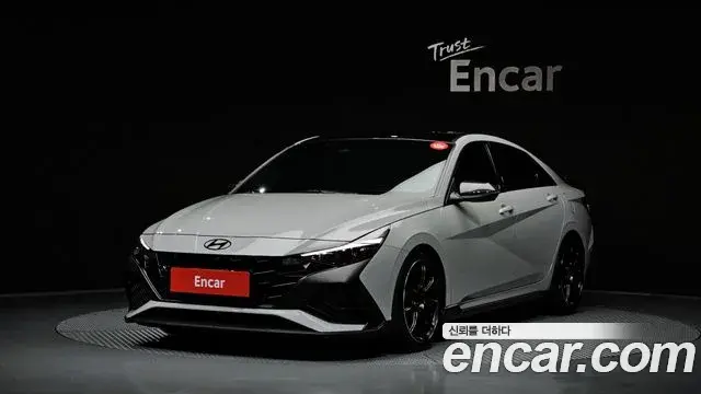 Hyundai Avante 2022 — Фото 1/20