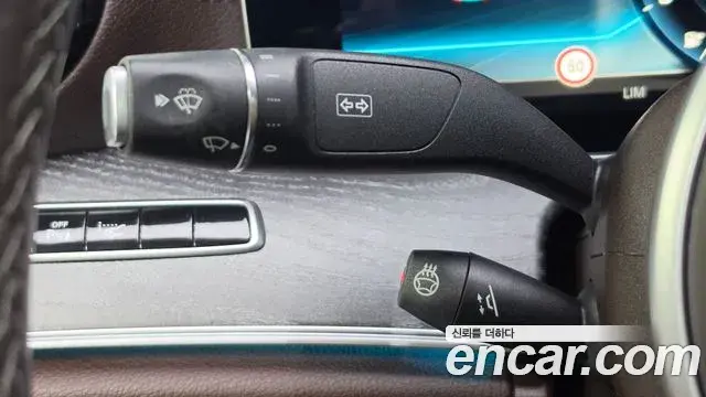 Mercedes-Benz CLS-Class 2019 — Photo 19/20