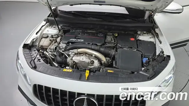 Mercedes-Benz GLB-Class 2023 — Фото 6/20