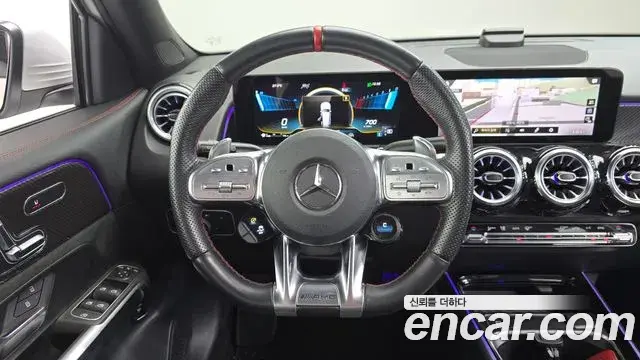 Mercedes-Benz GLB-Class 2023 — Фото 13/20