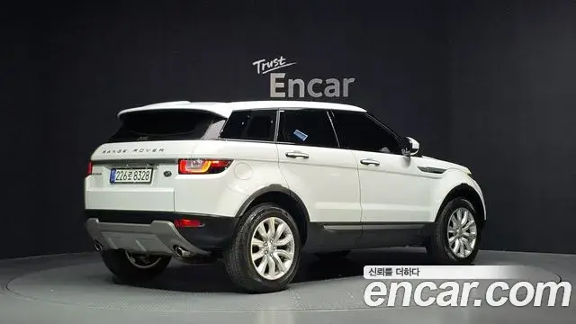 Land Rover Range Rover Evoque 2019 — Şəkil 18/20