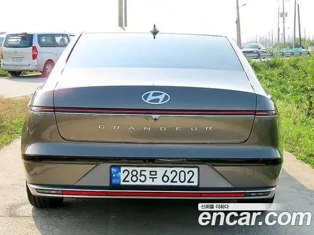 Hyundai Grandeur 2022 — Фото 3/20