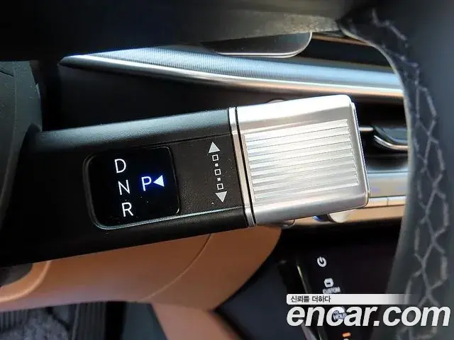 Hyundai Grandeur 2022 — Фото 10/20