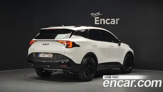 Kia Sportage 2025 — Фото 2/20