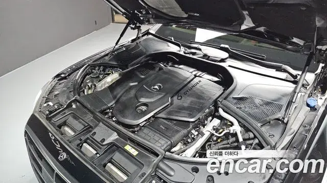 Mercedes-Benz S-Class 2022 — Фото 6/20