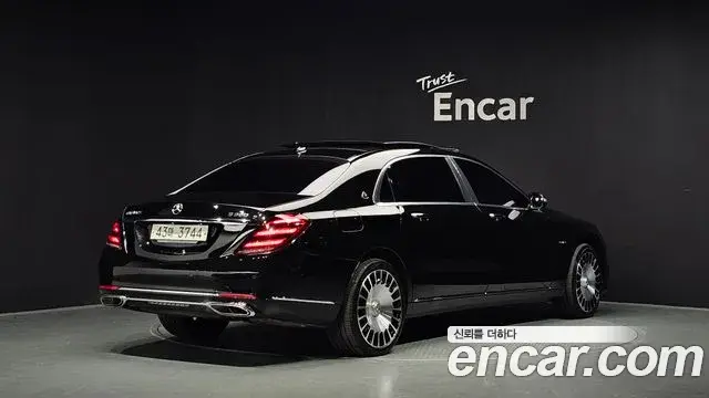 Mercedes-Benz S-Class 2019 — Фото 1/20