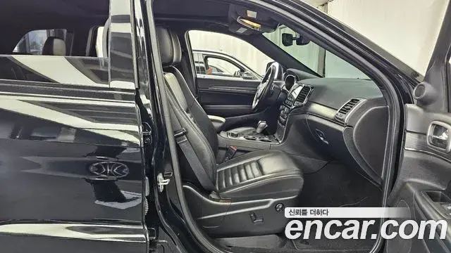 Jeep Grand Cherokee 2021 — Şəkil 3/32