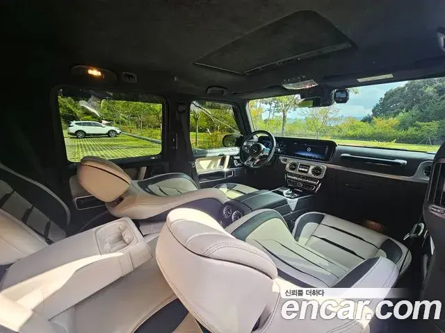 Mercedes-Benz G-Class 2021 — Photo 15/20
