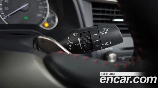 Lexus RX450h 2020 — Photo 23/36