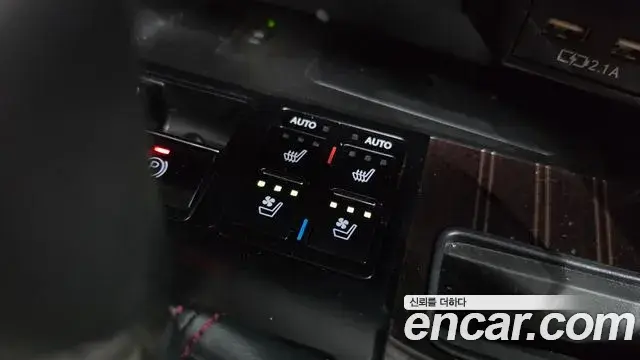 Lexus RX450h 2020 — Photo 15/36