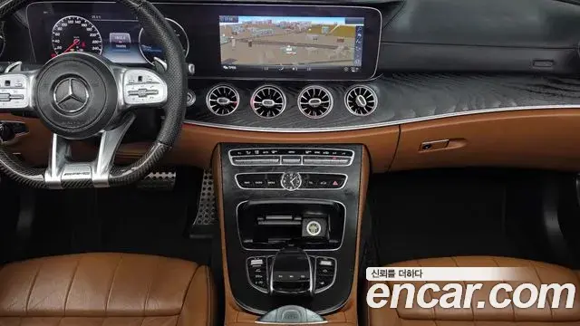 Mercedes-Benz E-Class 2018 — Фото 14/20