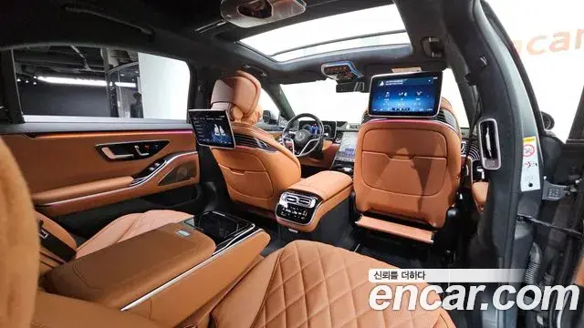 Mercedes-Benz S-Class 2023 — Фото 11/20