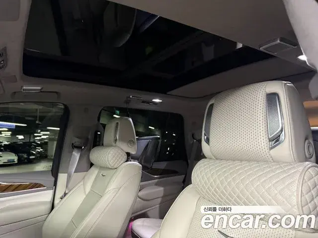 Cadillac Escalade 2022 — Photo 9/20