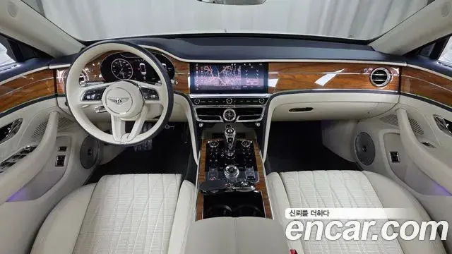 Bentley Flying Spur 2022 — Şəkil 13/33