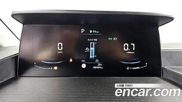 Hyundai Staria 2022 — Фото 8/20