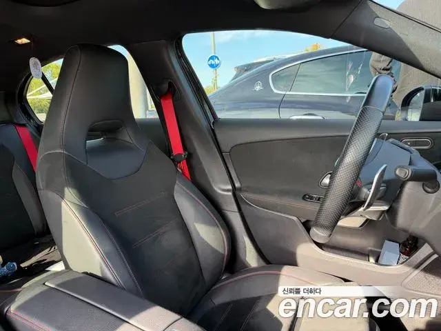 Mercedes-Benz A-Class 2023 — Фото 15/20