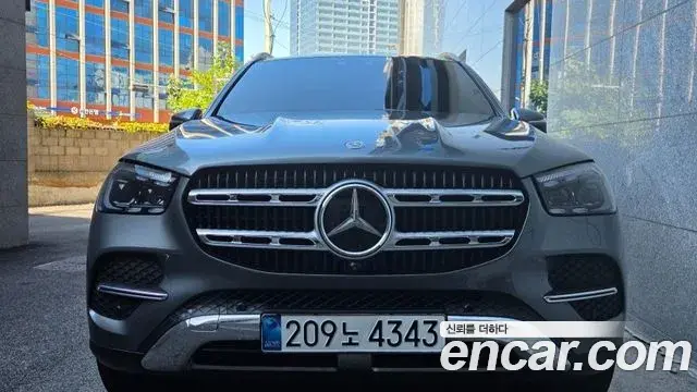 Mercedes-Benz GLE-Class 2025 — Photo 3/14