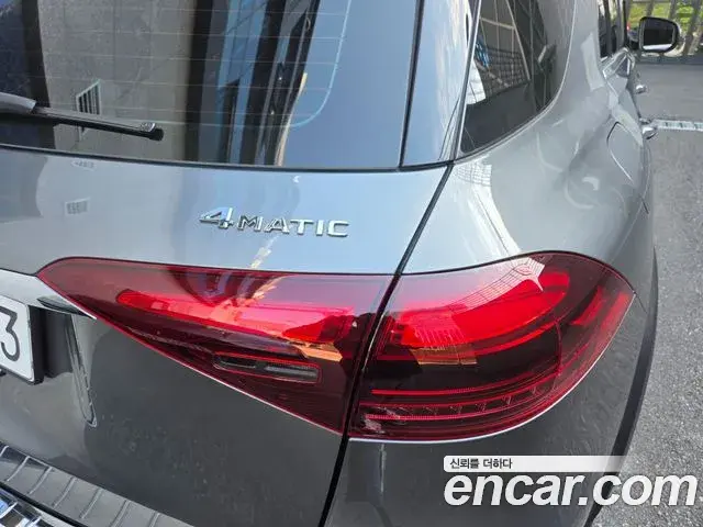 Mercedes-Benz GLE-Class 2025 — Photo 5/14