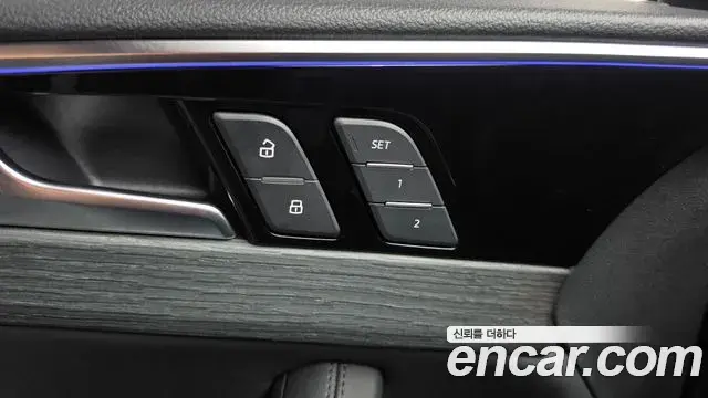 Audi A4 2023 — Фото 18/20