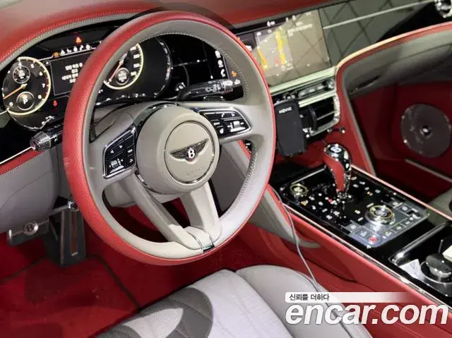 Bentley Flying Spur 2022 — ფოტო 3/19