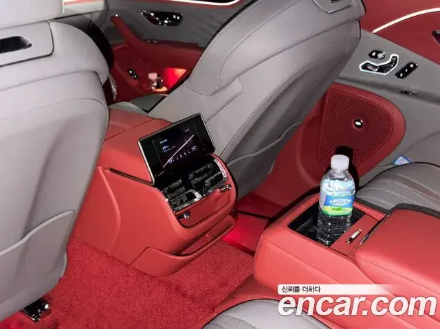 Bentley Flying Spur 2022 — ფოტო 5/19