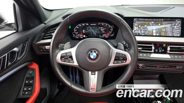 BMW 1 Series 2022 — Фото 13/20