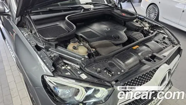 Mercedes-Benz GLE-Class 2019 — Фото 6/20