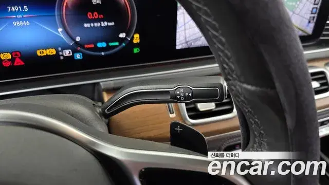 Mercedes-Benz GLE-Class 2019 — Фото 9/20