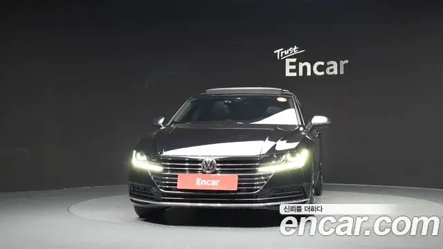 Volkswagen Arteon 2019 — Şəkil 20/30