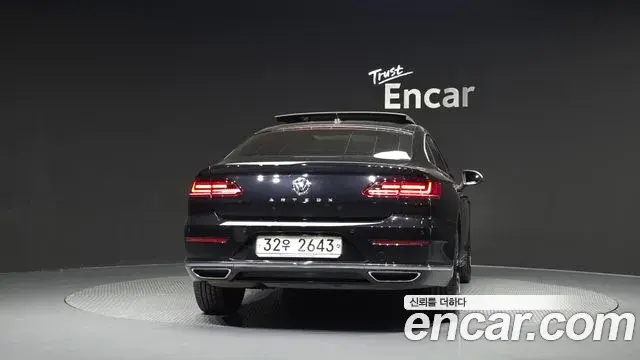 Volkswagen Arteon 2019 — Şəkil 19/30
