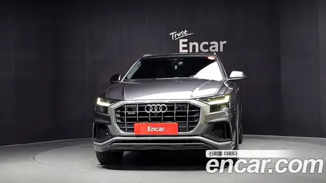 Audi Q7 2020 — Фото 3/20