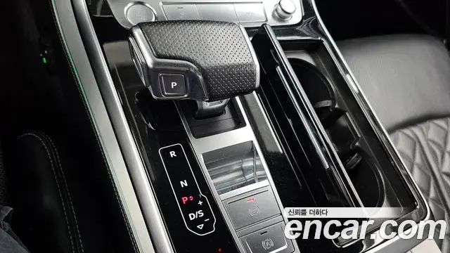 Audi Q7 2020 — Фото 9/20