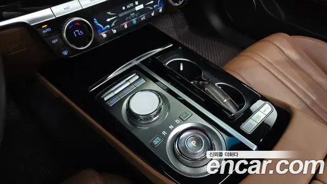 Genesis Electrified G80 2023 — Photo 9/20