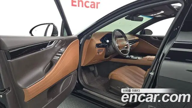 Genesis Electrified G80 2023 — Photo 10/20