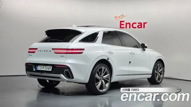 Genesis GV70 2023 — ფოტო 33/37