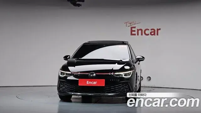 Volkswagen Golf 2024 — ფოტო 34/39