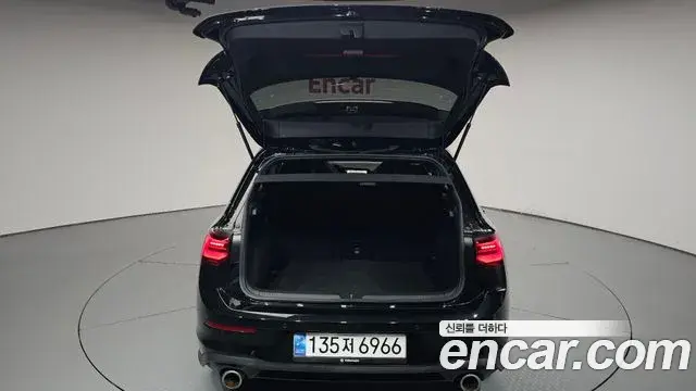 Volkswagen Golf 2024 — ფოტო 6/39