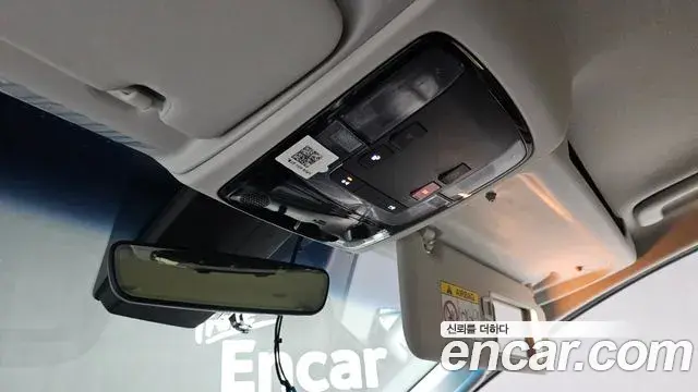 Hyundai Staria 2023 — Фото 19/20