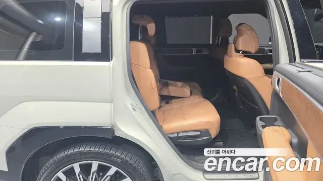 Hyundai Santa Fe 2023 — Şəkil 11/20