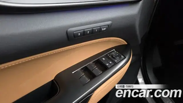 Lexus NX350h 2025 — Photo 13/42