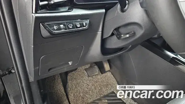 Kia Niro 2023 — Фото 19/20