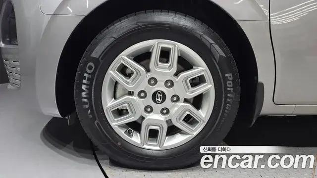 Hyundai Staria 2024 — Şəkil 18/20